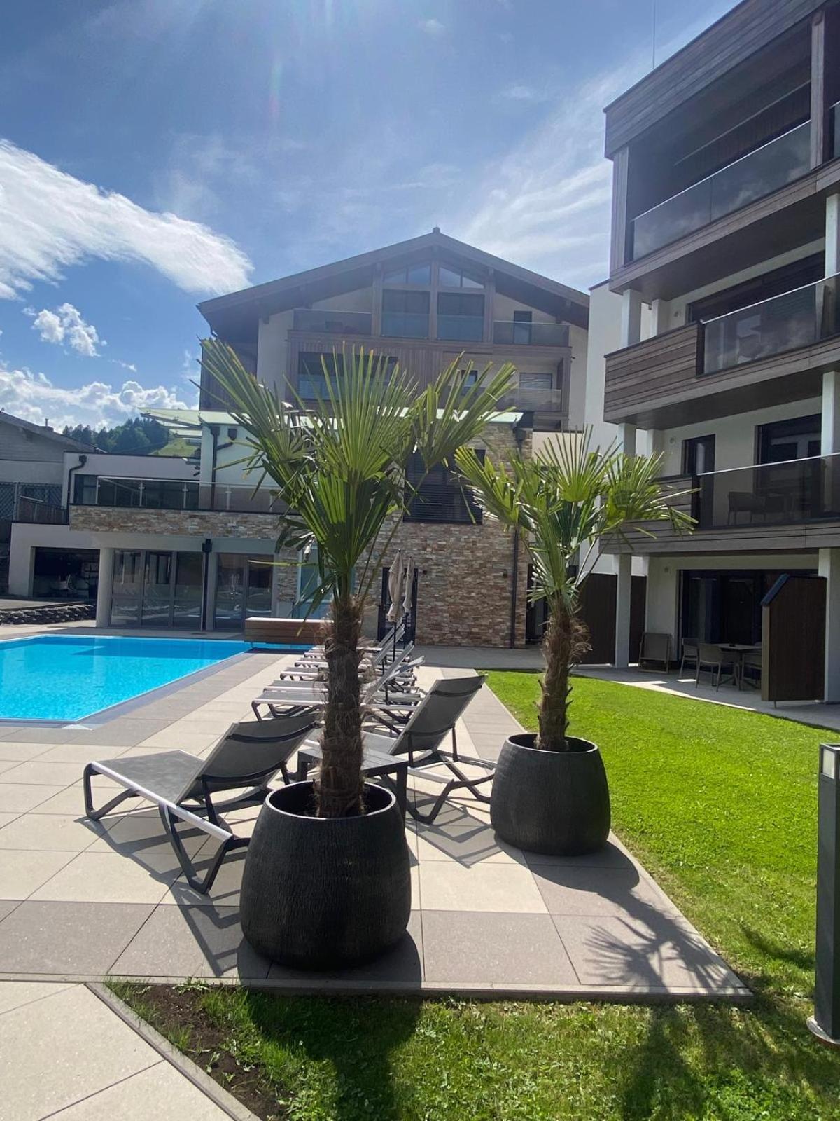Lakeside Luxury Apartments Zell am See Bagian luar foto